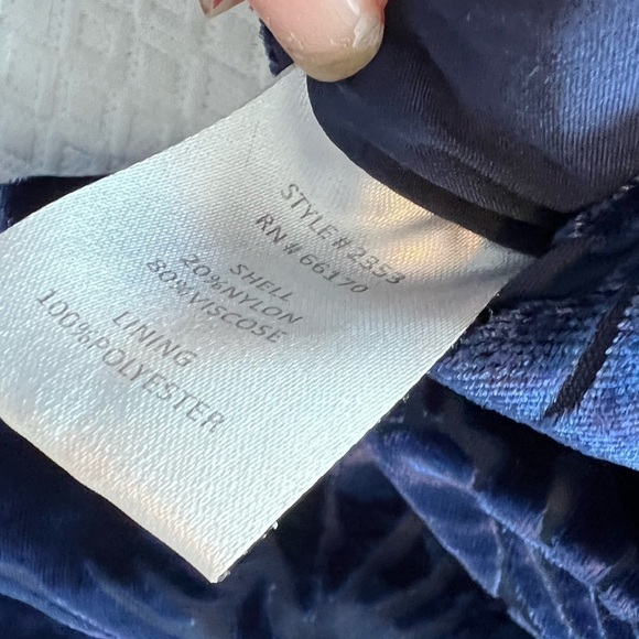 Hutch Velvet Claudia Crop Top - Picture 16 of 16